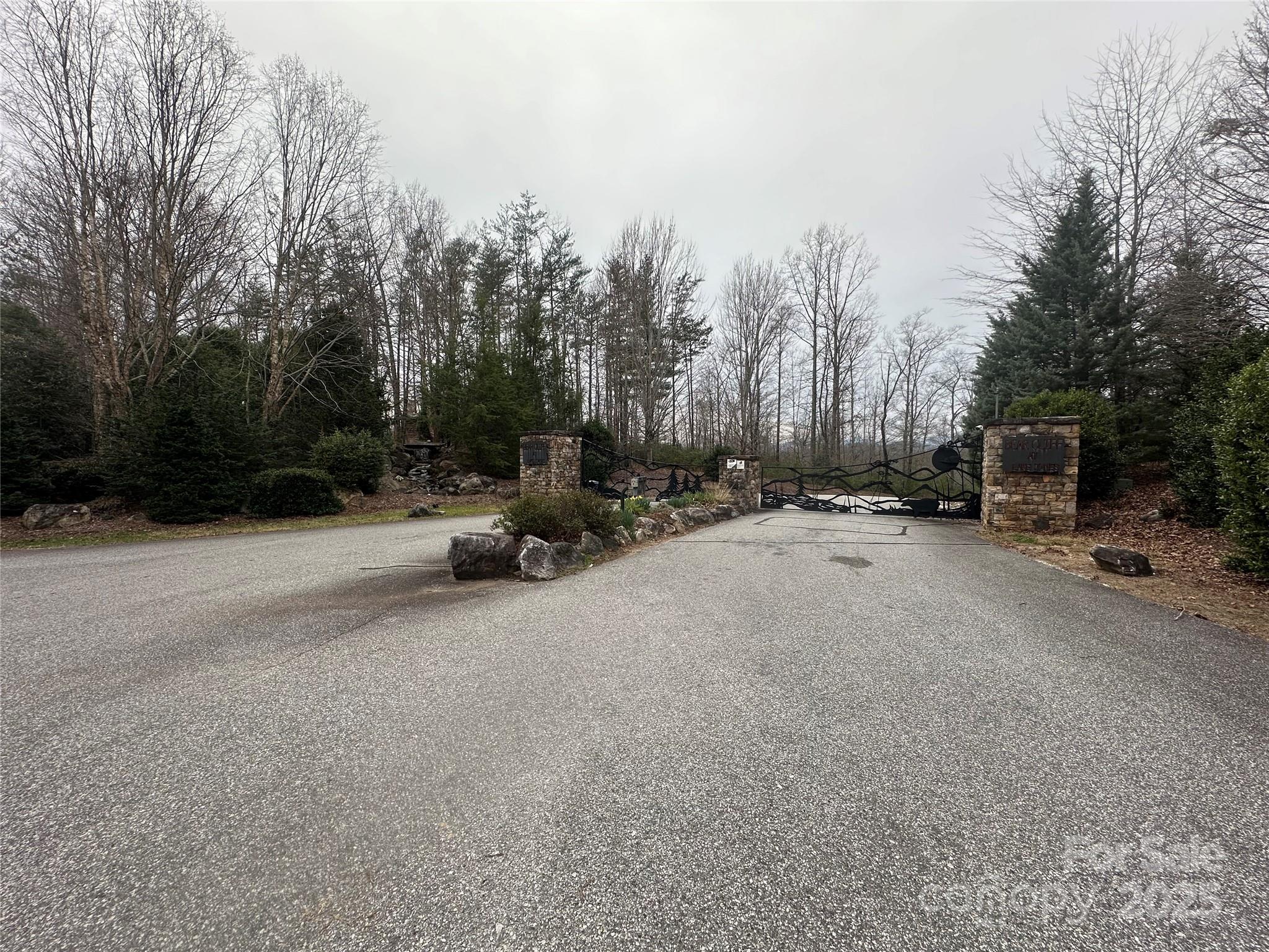 V/L Lake Crest Drive 5