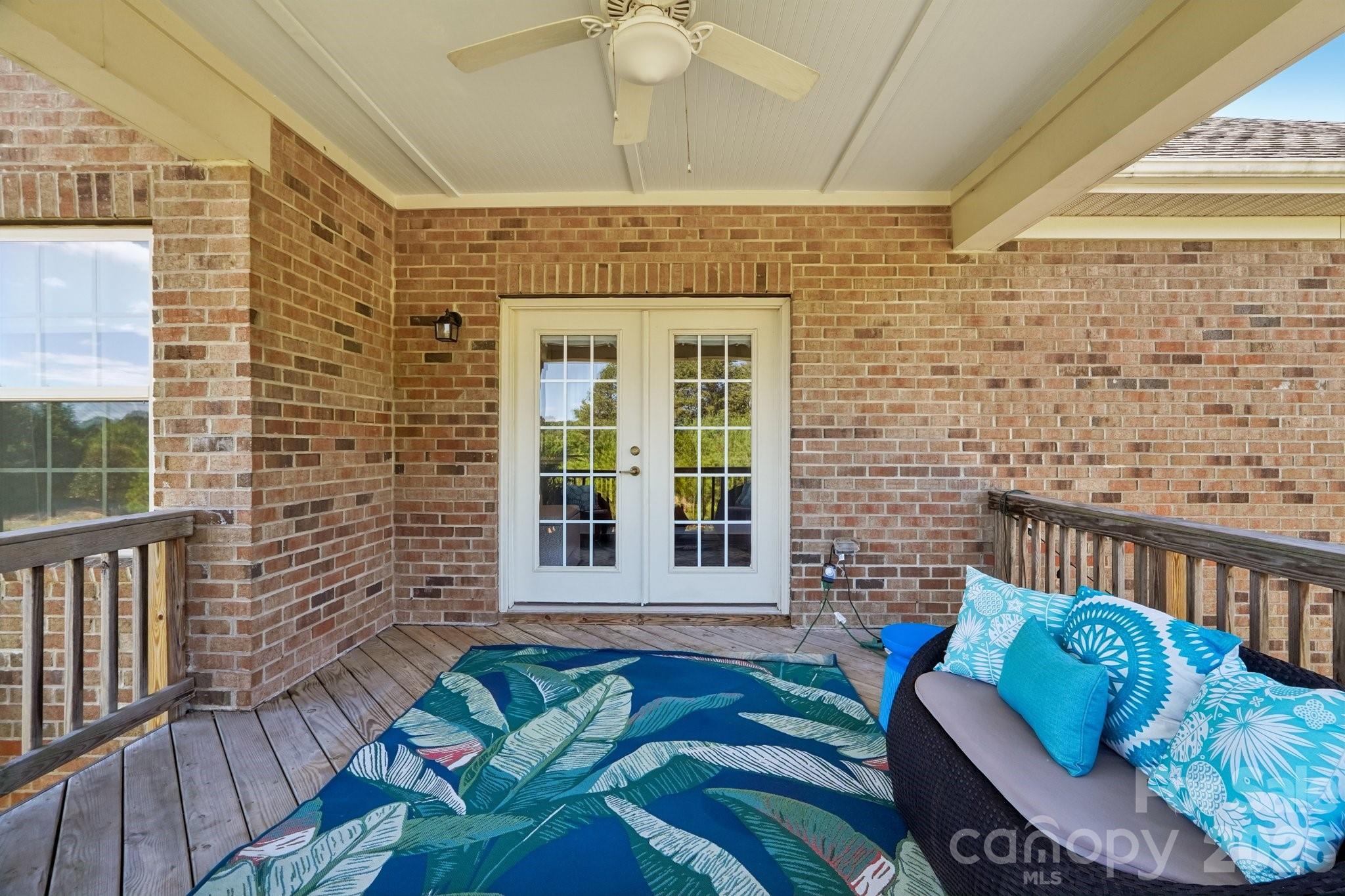 Harlow's Crossing - Residential