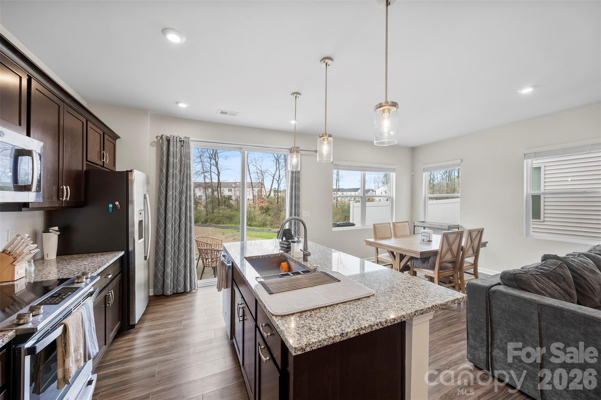 Fifteen 15 Cannon - Residential