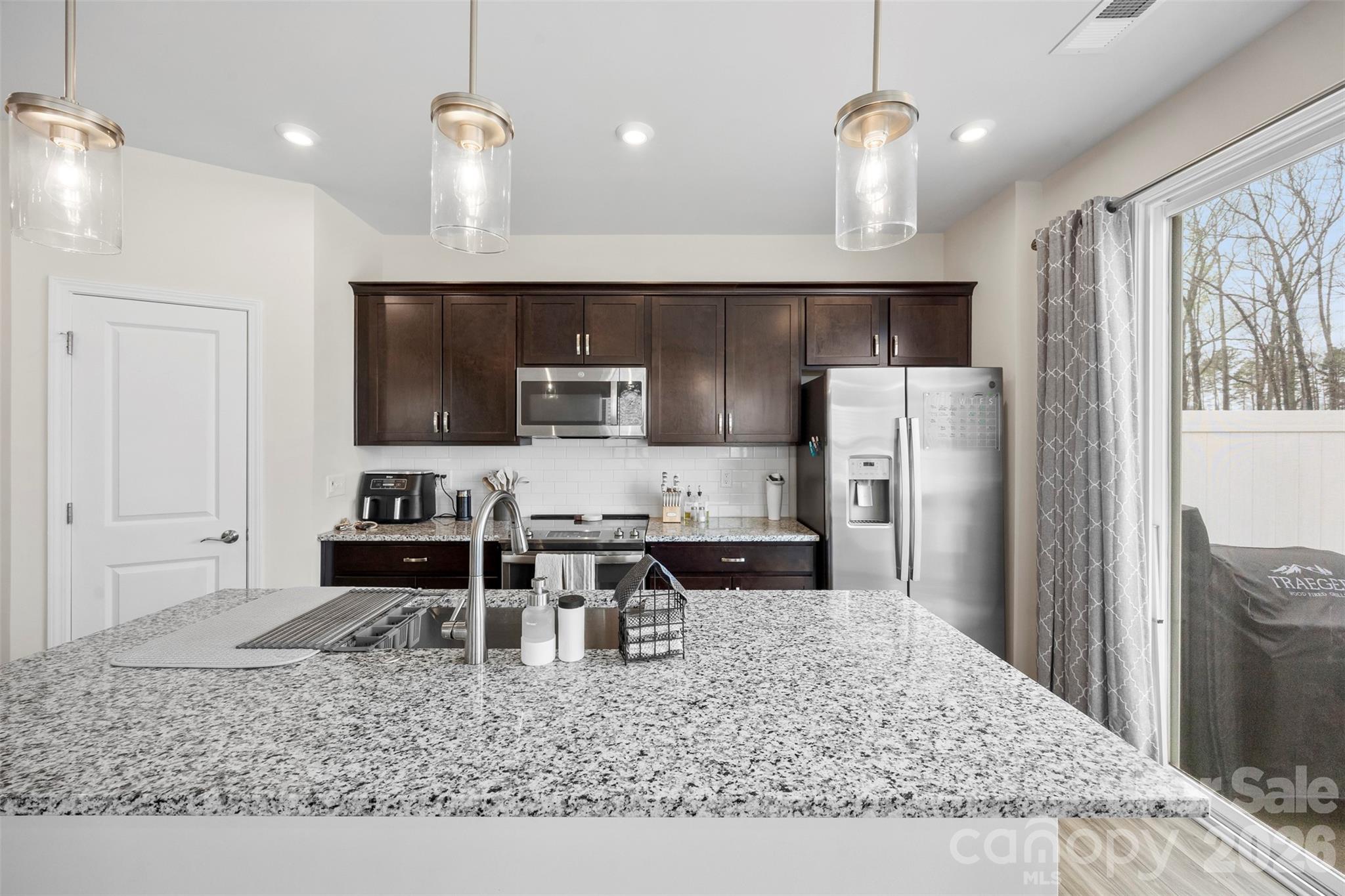 Fifteen 15 Cannon - Residential