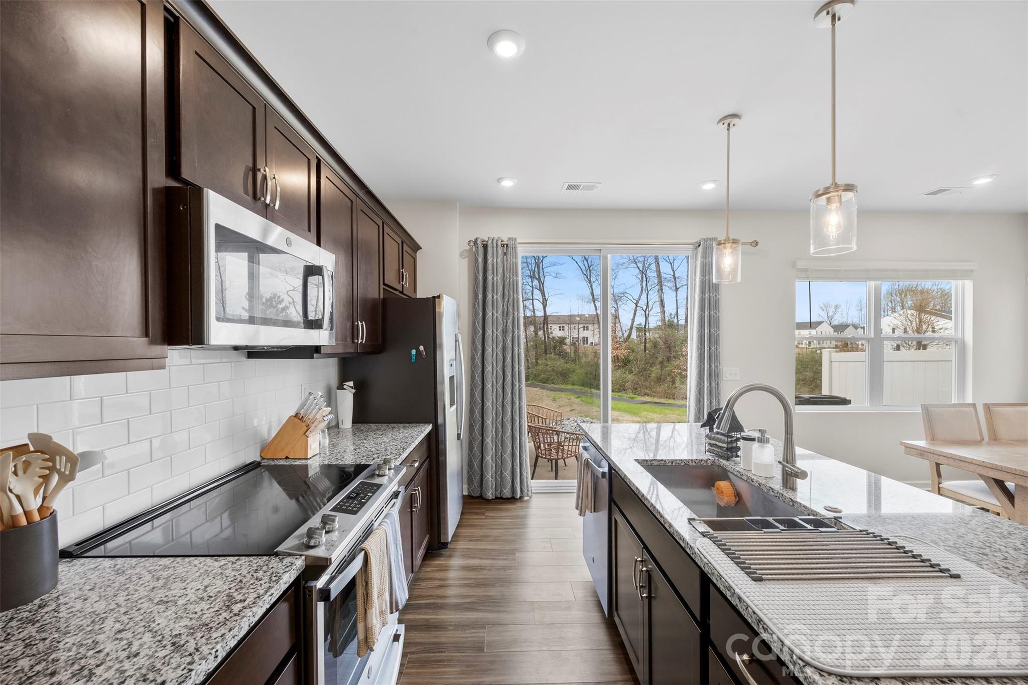 Fifteen 15 Cannon - Residential