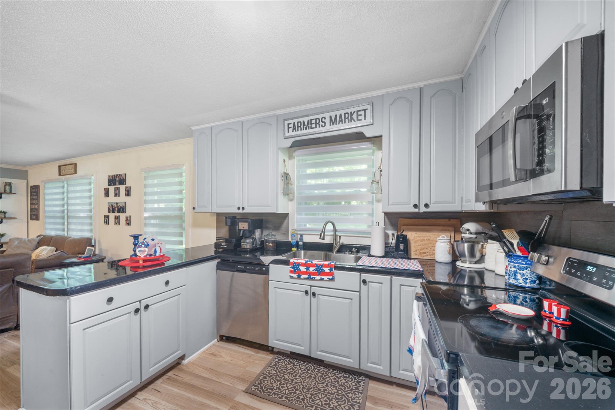 44080 Woodhurst Road 26