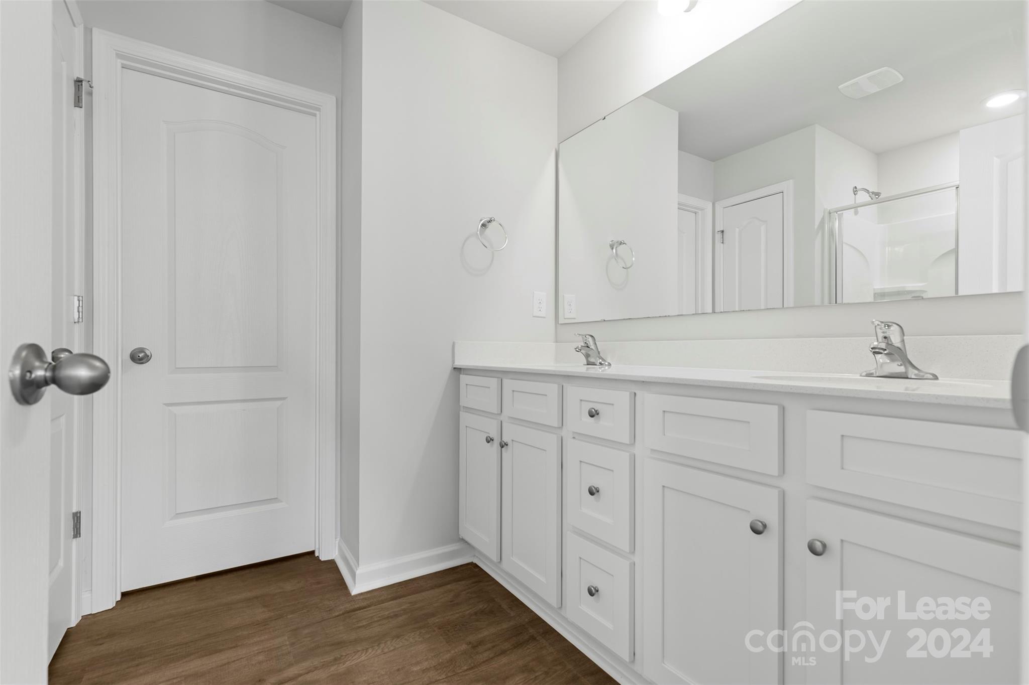 Poplin Glen - Residential Lease