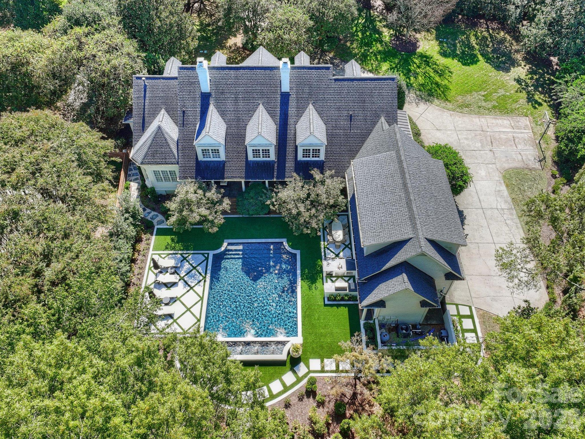 3601 Hampton Manor Drive