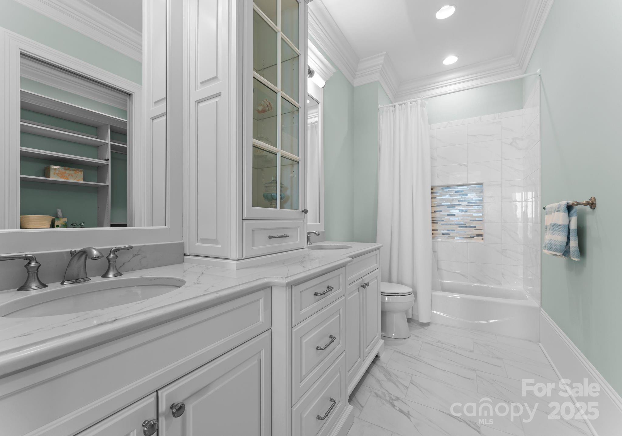 West Bay - Residential