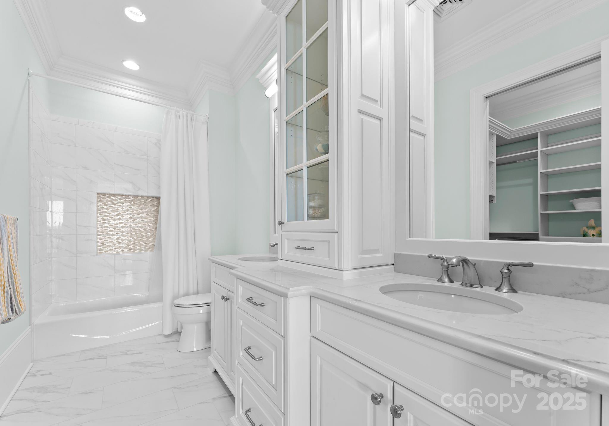 West Bay - Residential