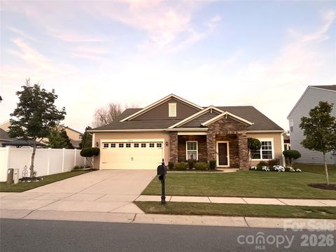 Photo of 15214 Taylor Ridge Lane, Charlotte, NC 28273 (MLS # 4370291)