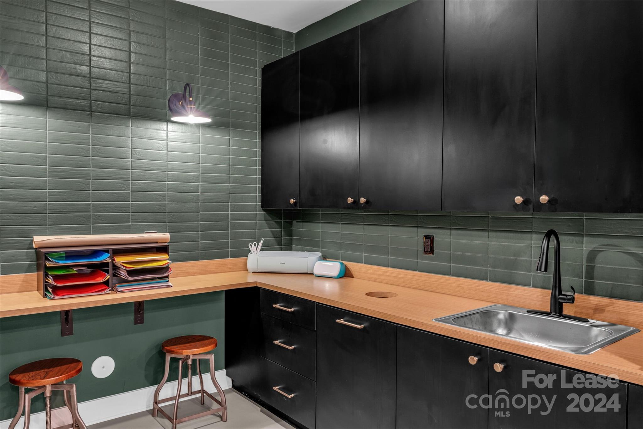 Charlotte, North Carolina 28262, United States, 1 Bedroom Bedrooms, ,1 BathroomBathrooms,Residential,Active,60293