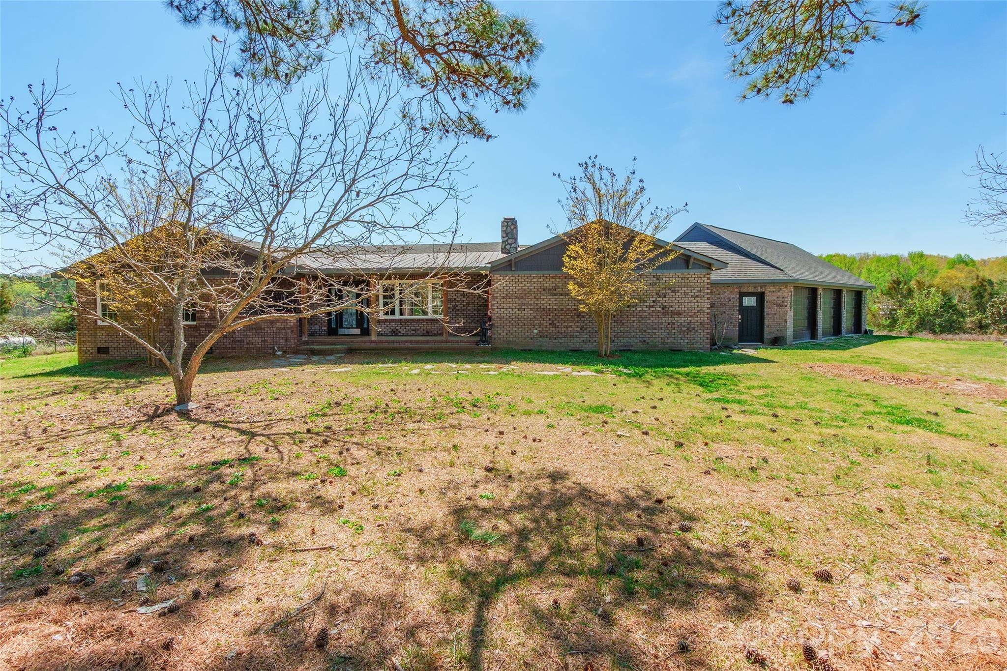 2248 Willie Usher Road