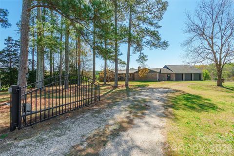 2248 Willie Usher Road Lancaster SC 29720