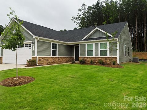 439 Grandiflora Avenue Lancaster SC 29720