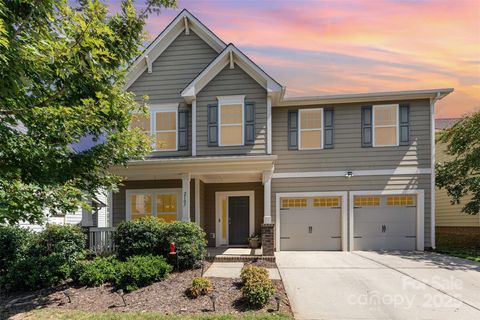 Photo of 2107 Atwell Glen Lane, Pineville, NC 28134 (MLS # 4301478)