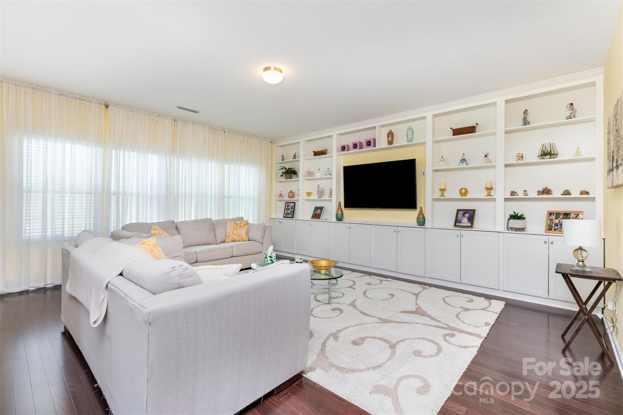 2107 Atwell Glen Lane
