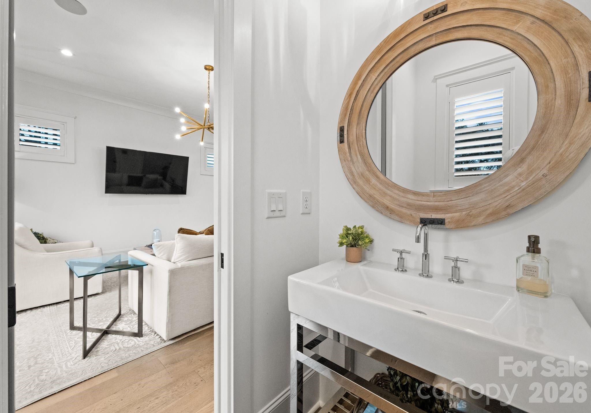 Elizabeth - Residential