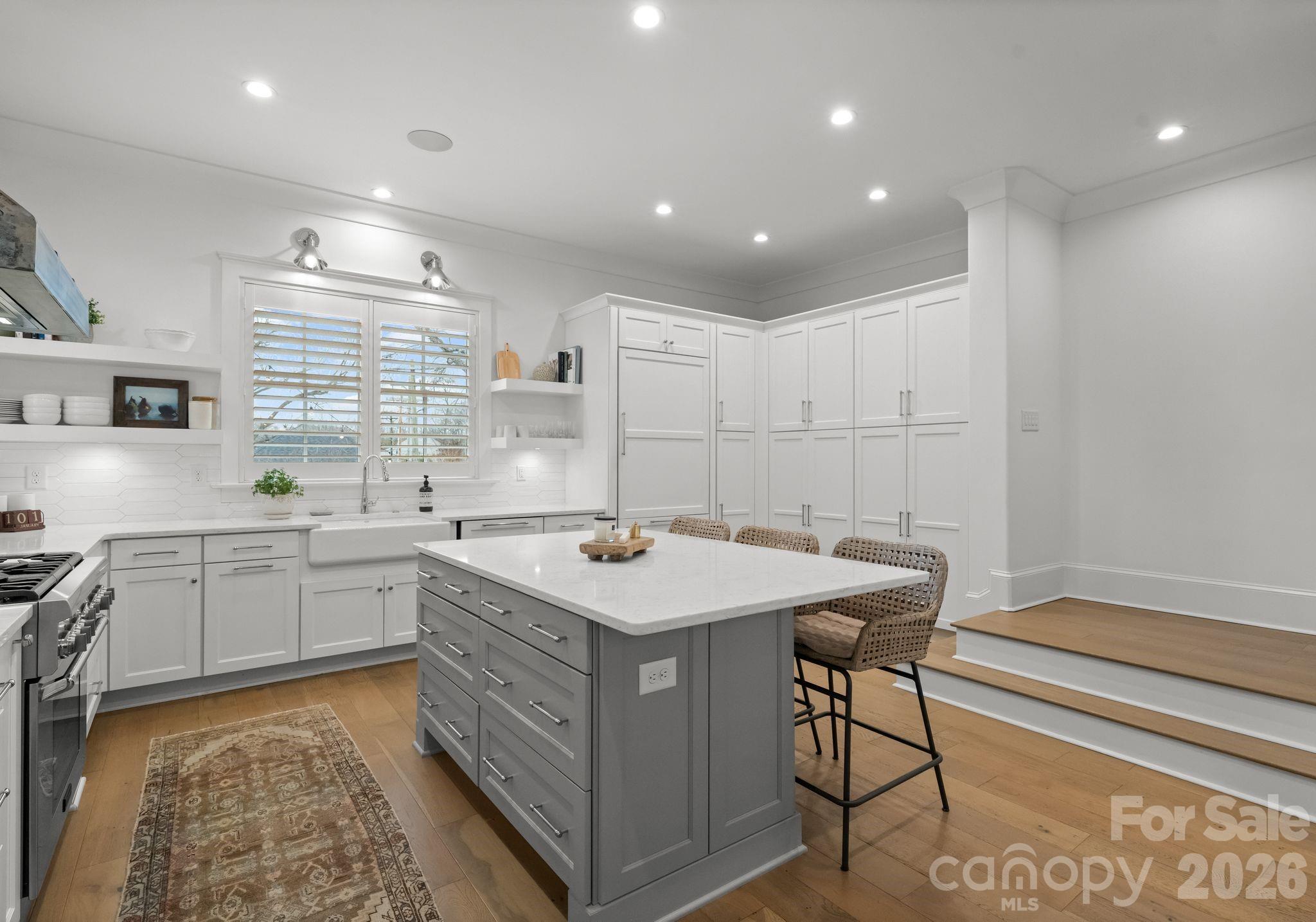 Elizabeth - Residential