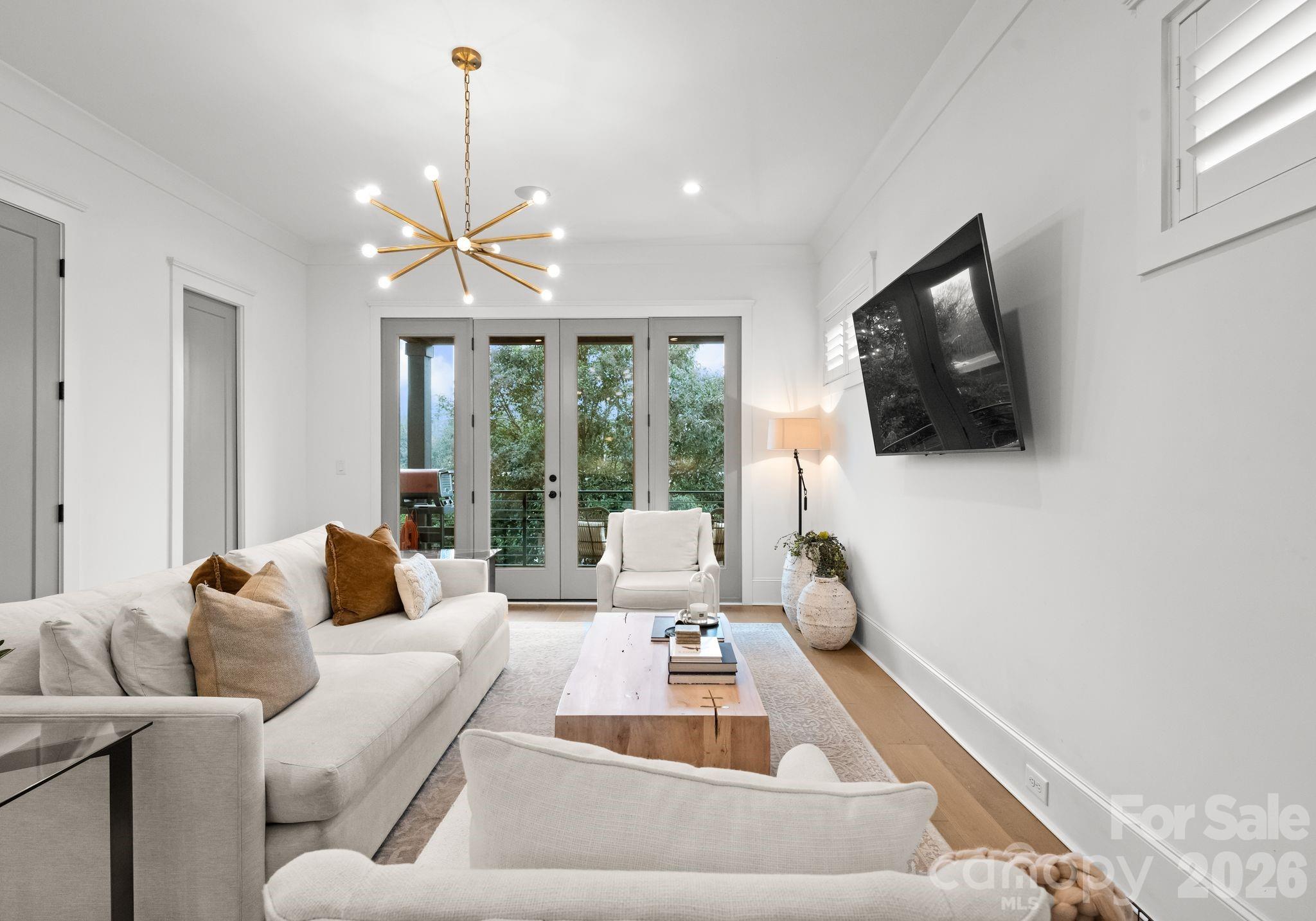 Elizabeth - Residential