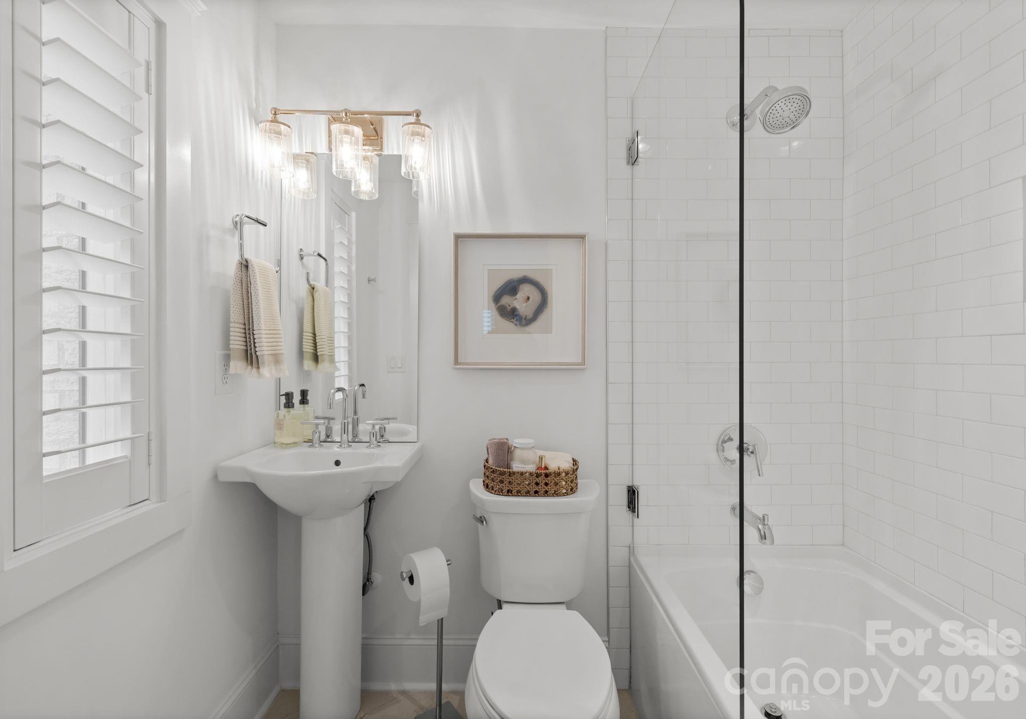 Elizabeth - Residential