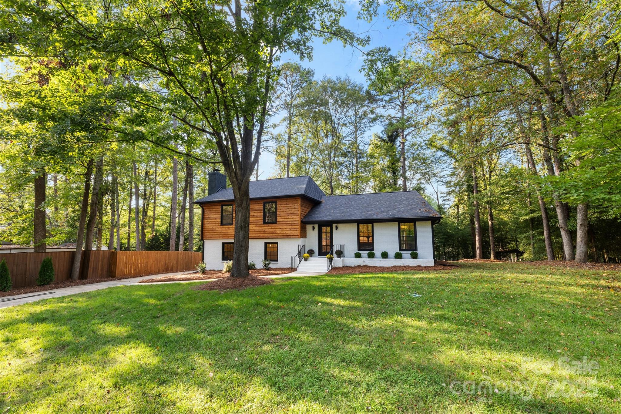 509 Selkirk Place