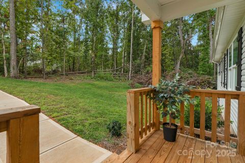 103 Orchard Street Forest City NC 28043