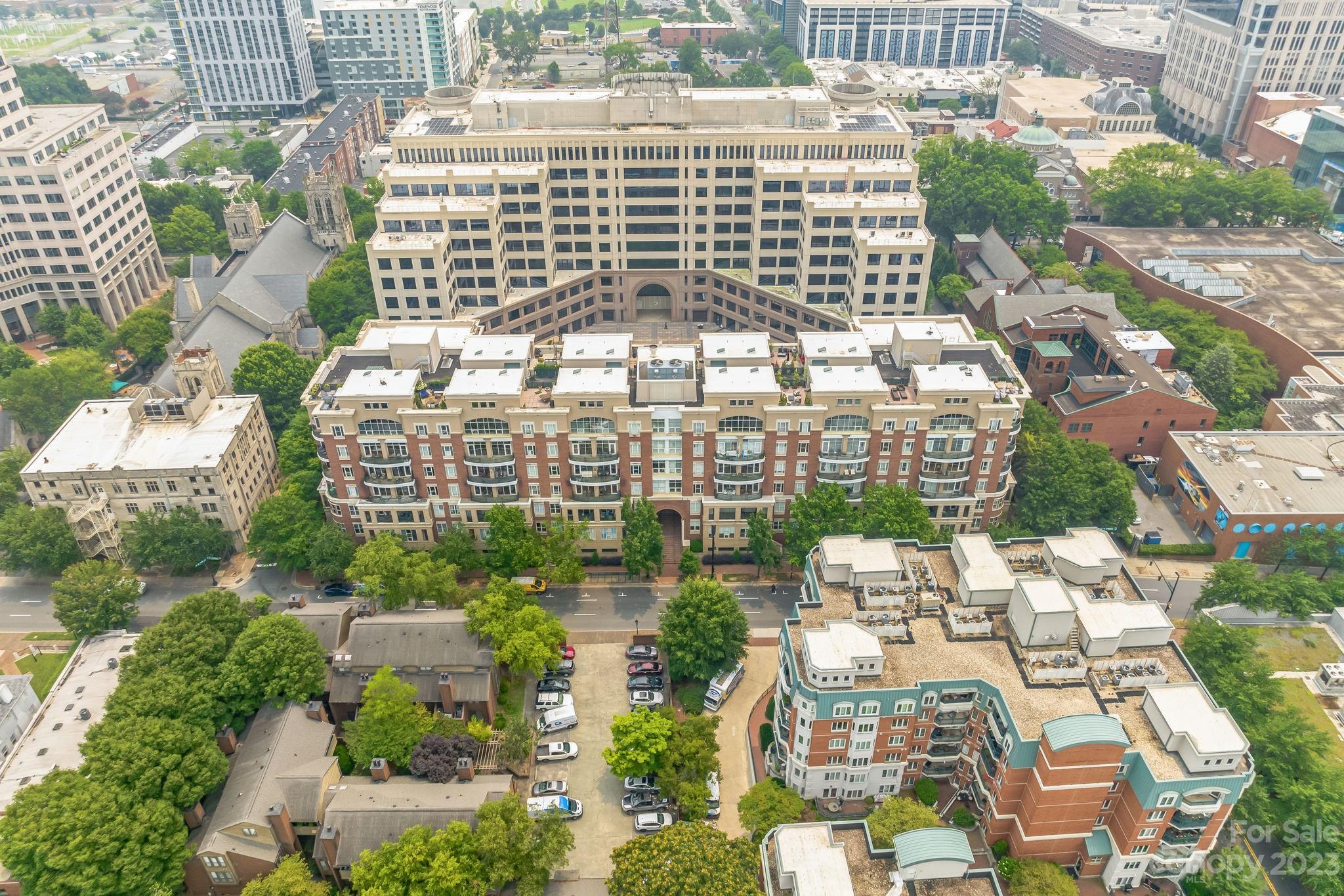 400 North Church - Residential