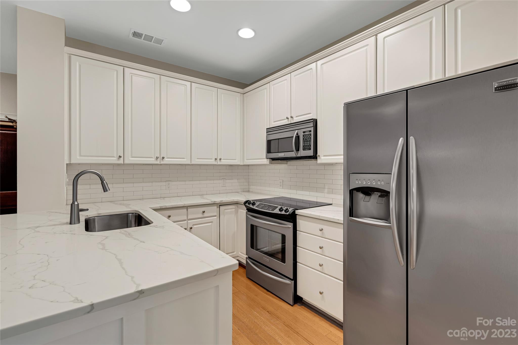 400 North Church - Residential