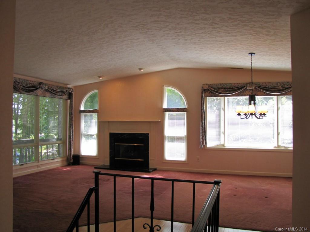 Tega Cay - Residential