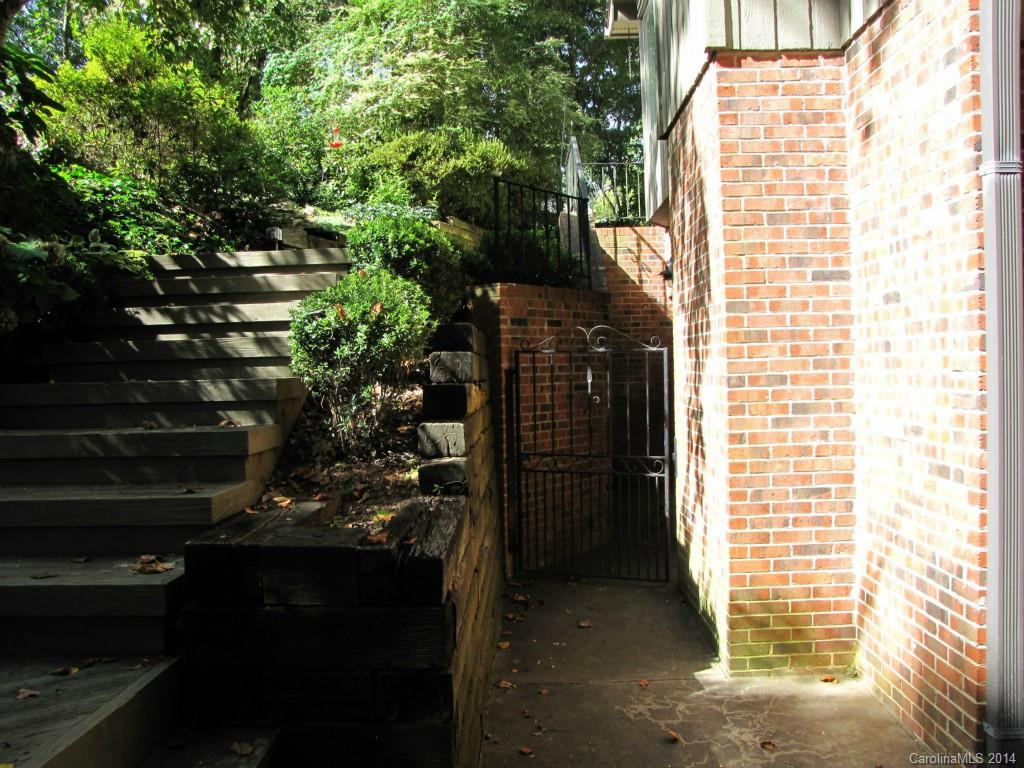 Tega Cay - Residential