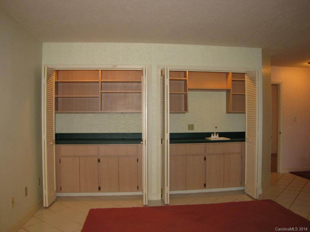 Tega Cay - Residential