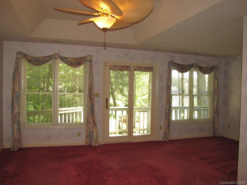 Tega Cay - Residential