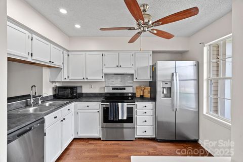 218 Water Oak Drive Pineville NC 28134