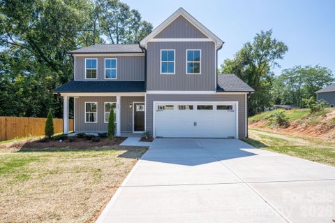 Photo of 301 Congress Street W, Lincolnton, NC 28092 (MLS # 4418941)