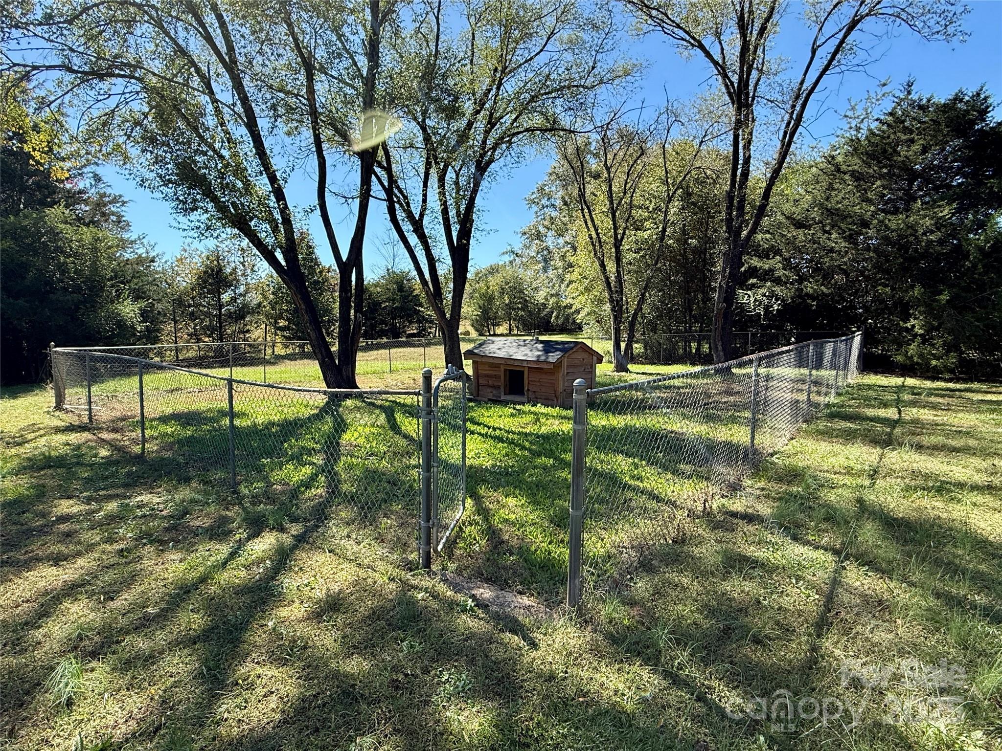 1054 Sandy Springs Road
