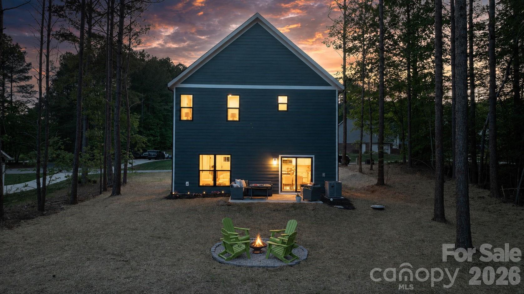 CRYSTAL FALLS - Residential