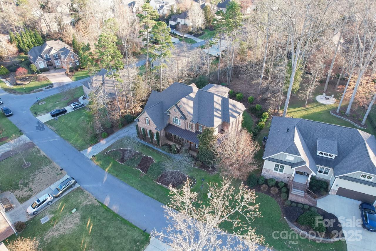 Treetops At Cowans Ford - Residential