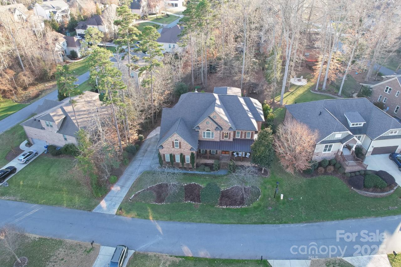 Treetops At Cowans Ford - Residential