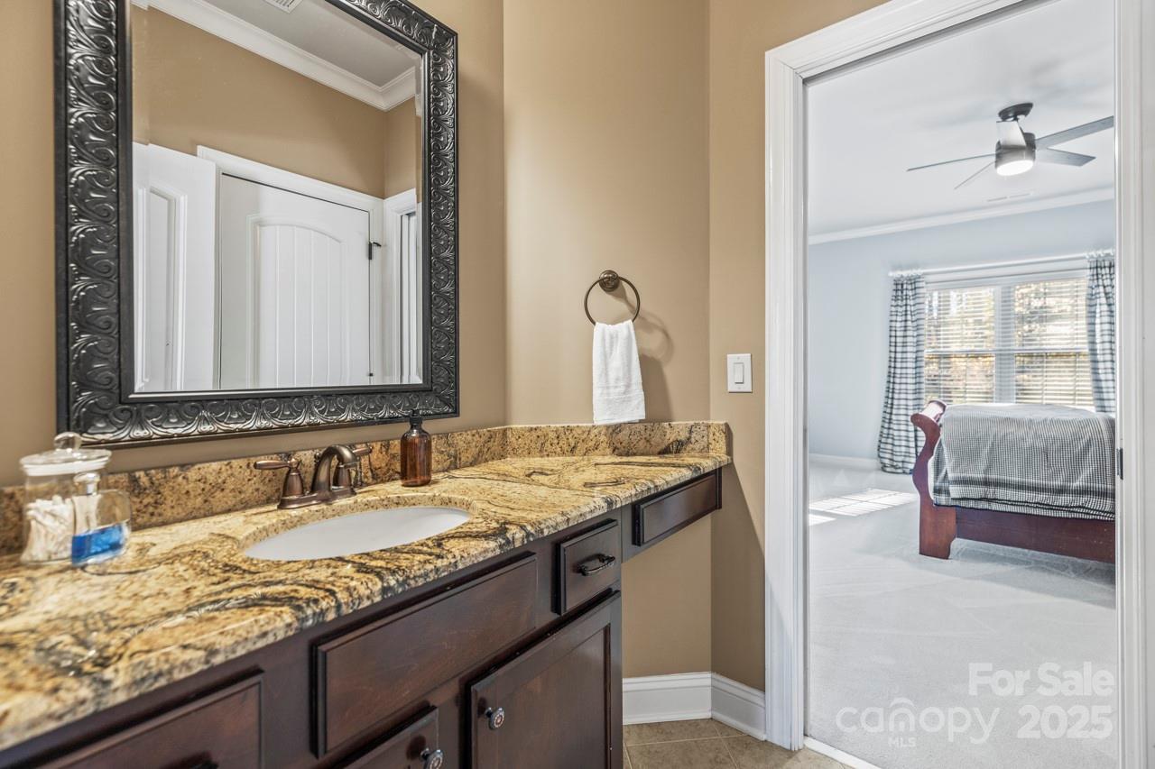 Treetops At Cowans Ford - Residential