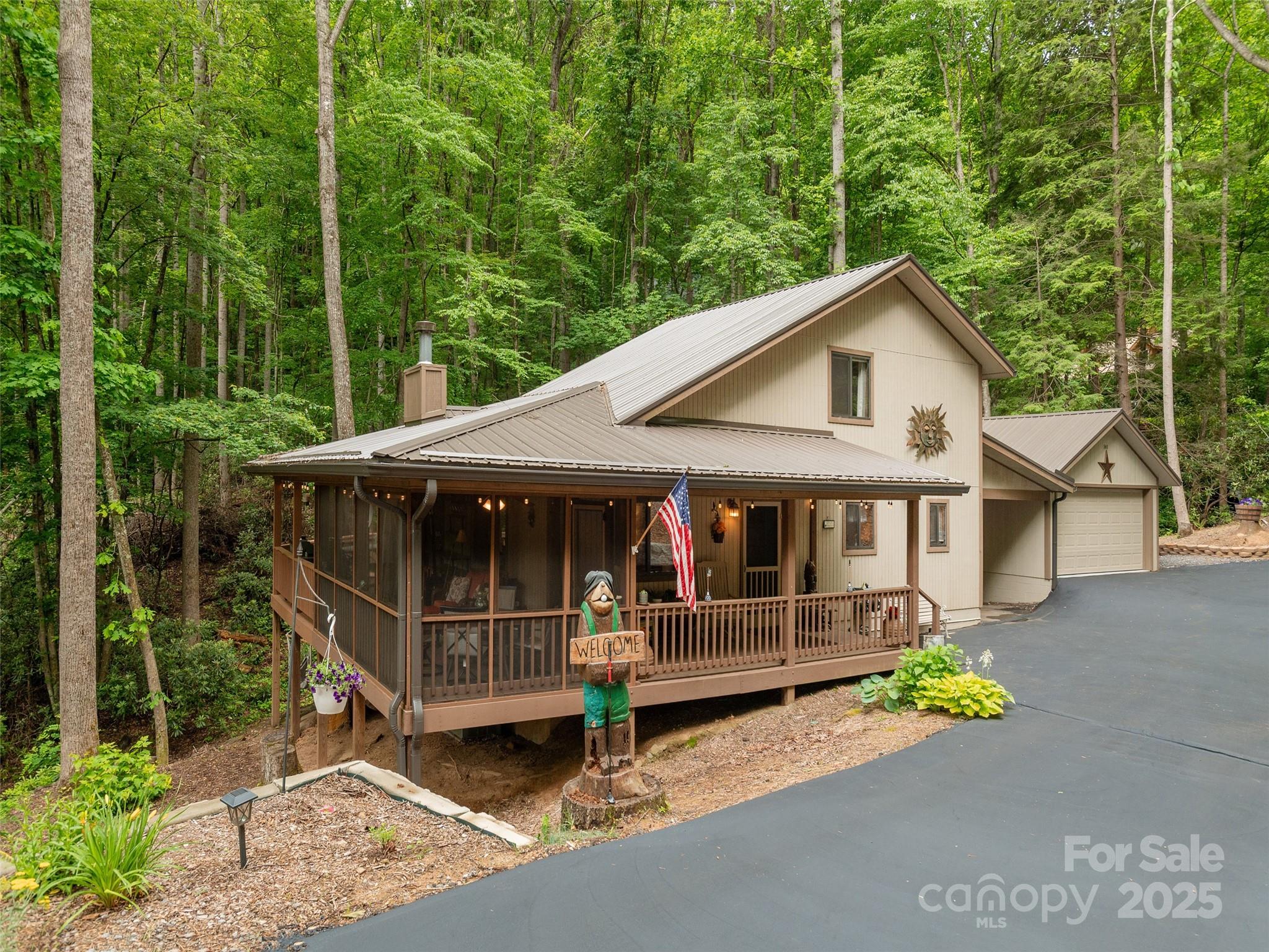 141 Creekside Drive