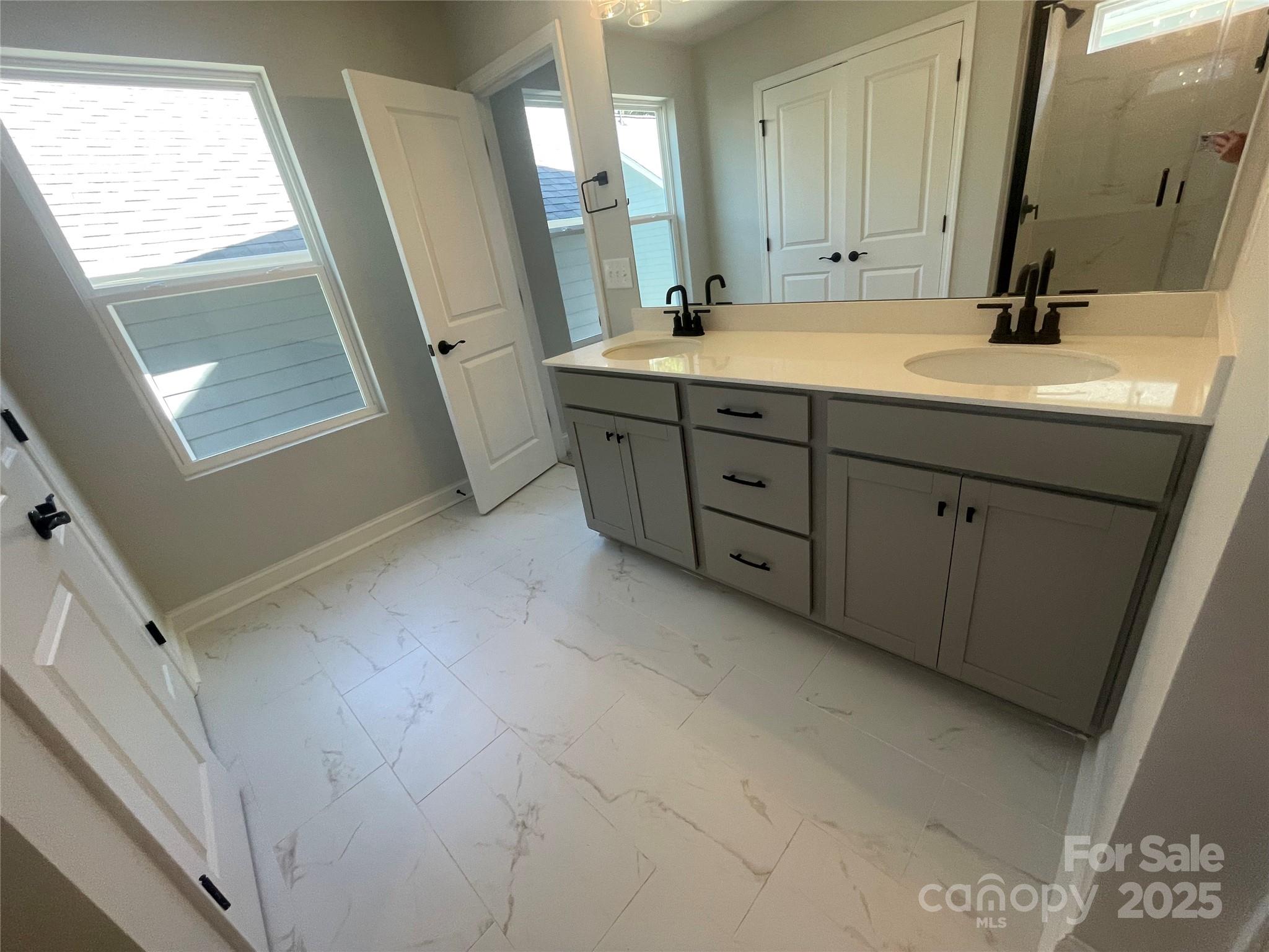 Arbor Village - Residential