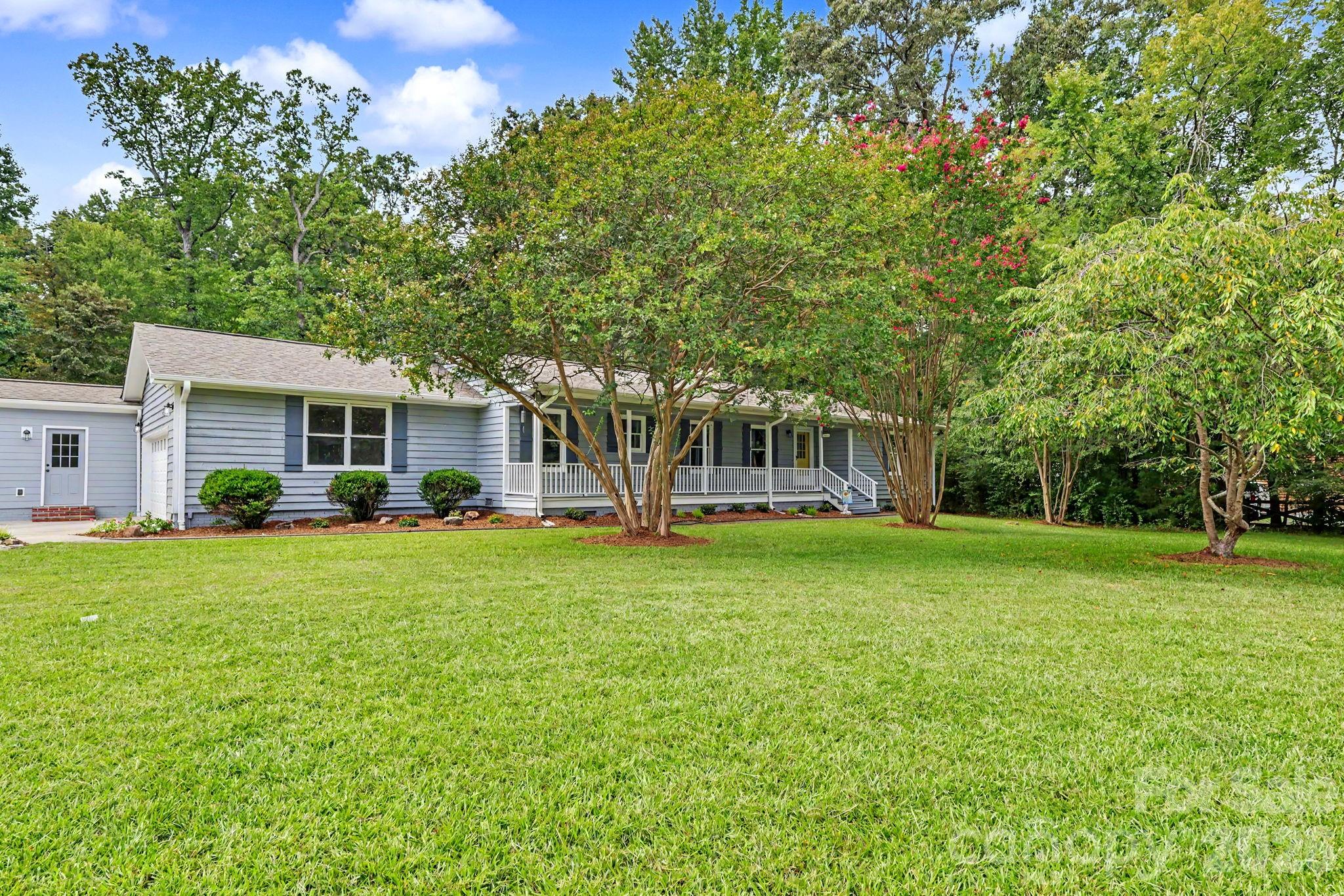 3201 Fairforest Drive