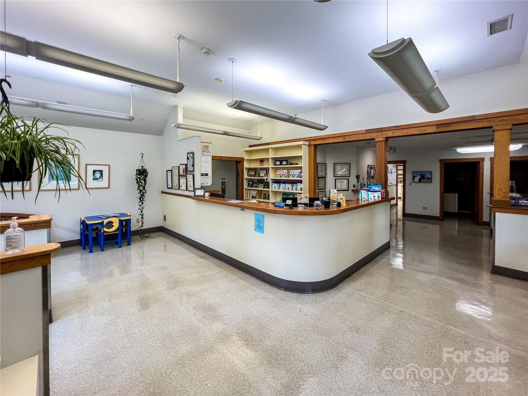 1275 Tunnel Road