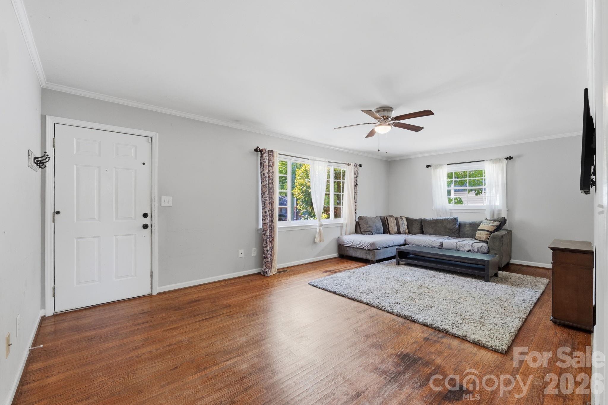 153 American Avenue NE