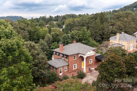9 Griffing Boulevard Asheville NC 28804