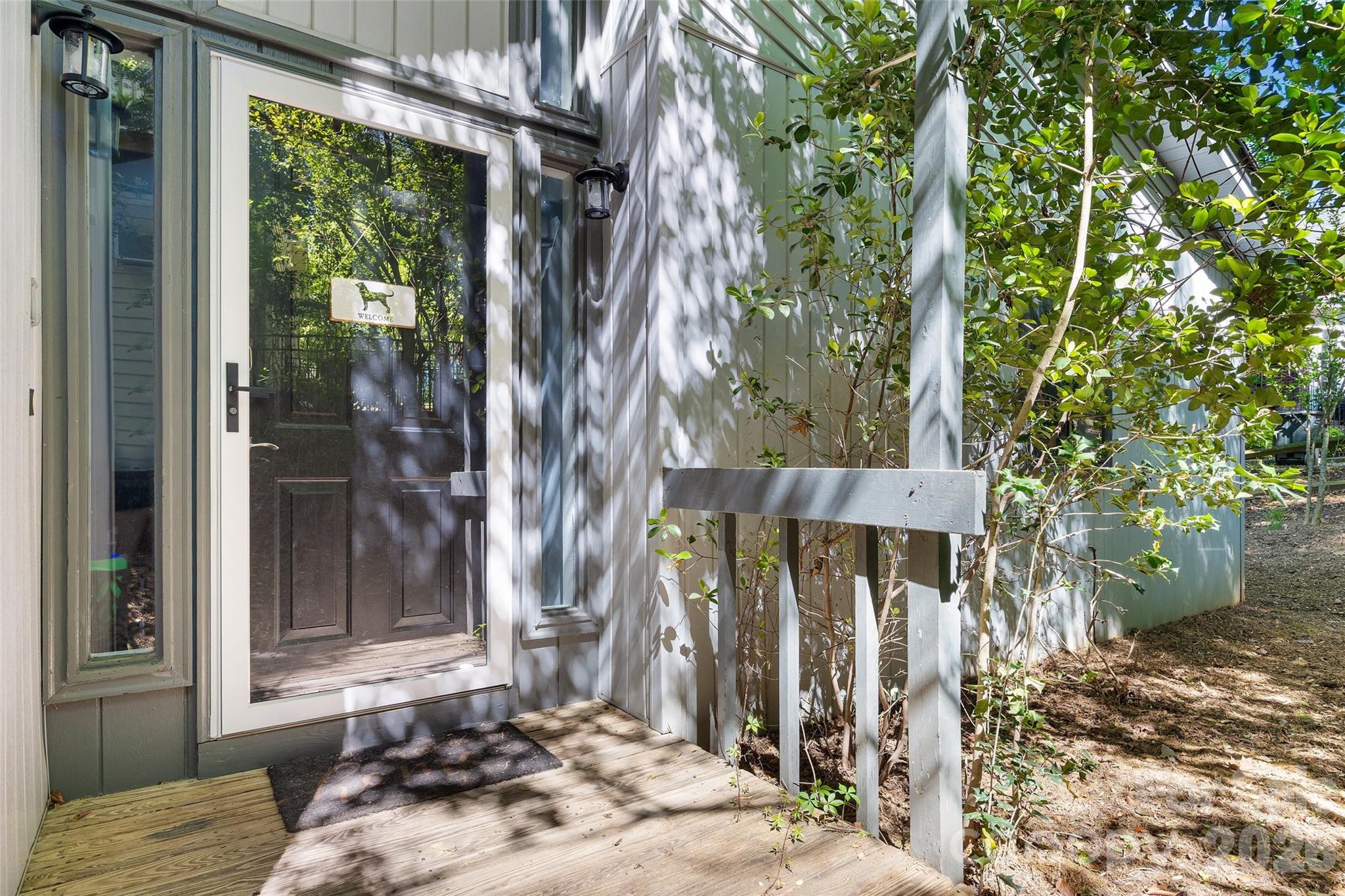 Tega Cay - Residential