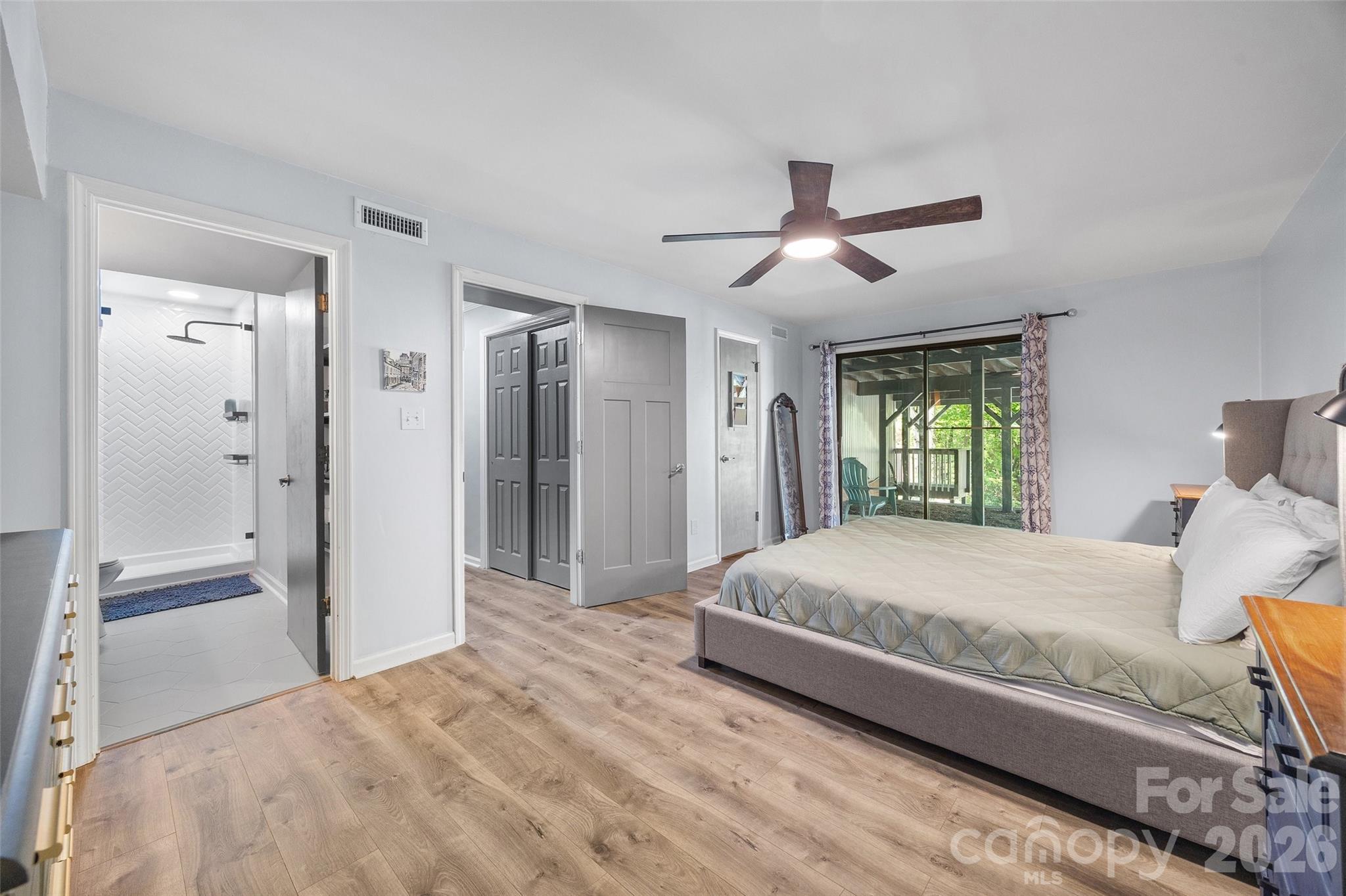 Tega Cay - Residential