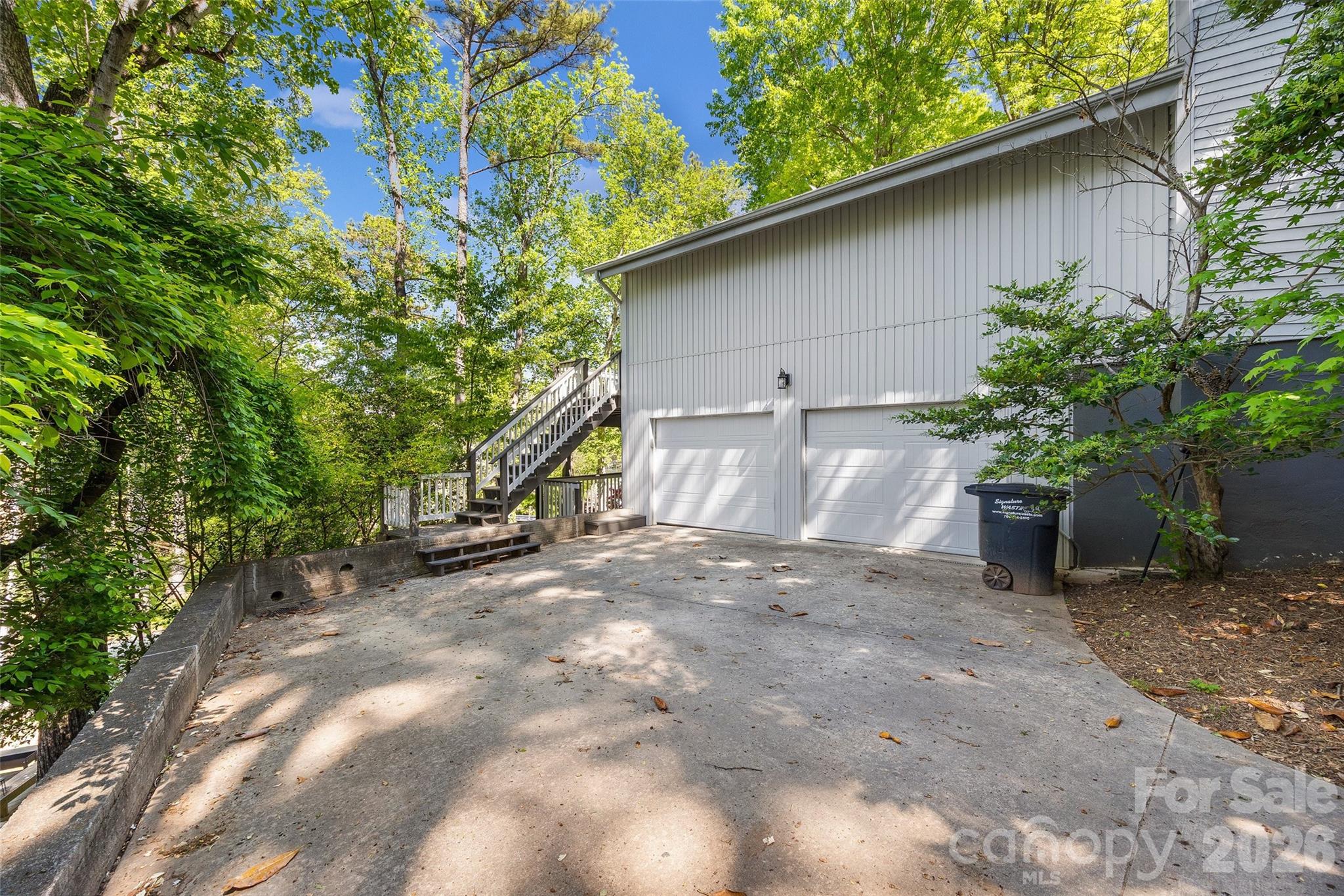 Tega Cay - Residential