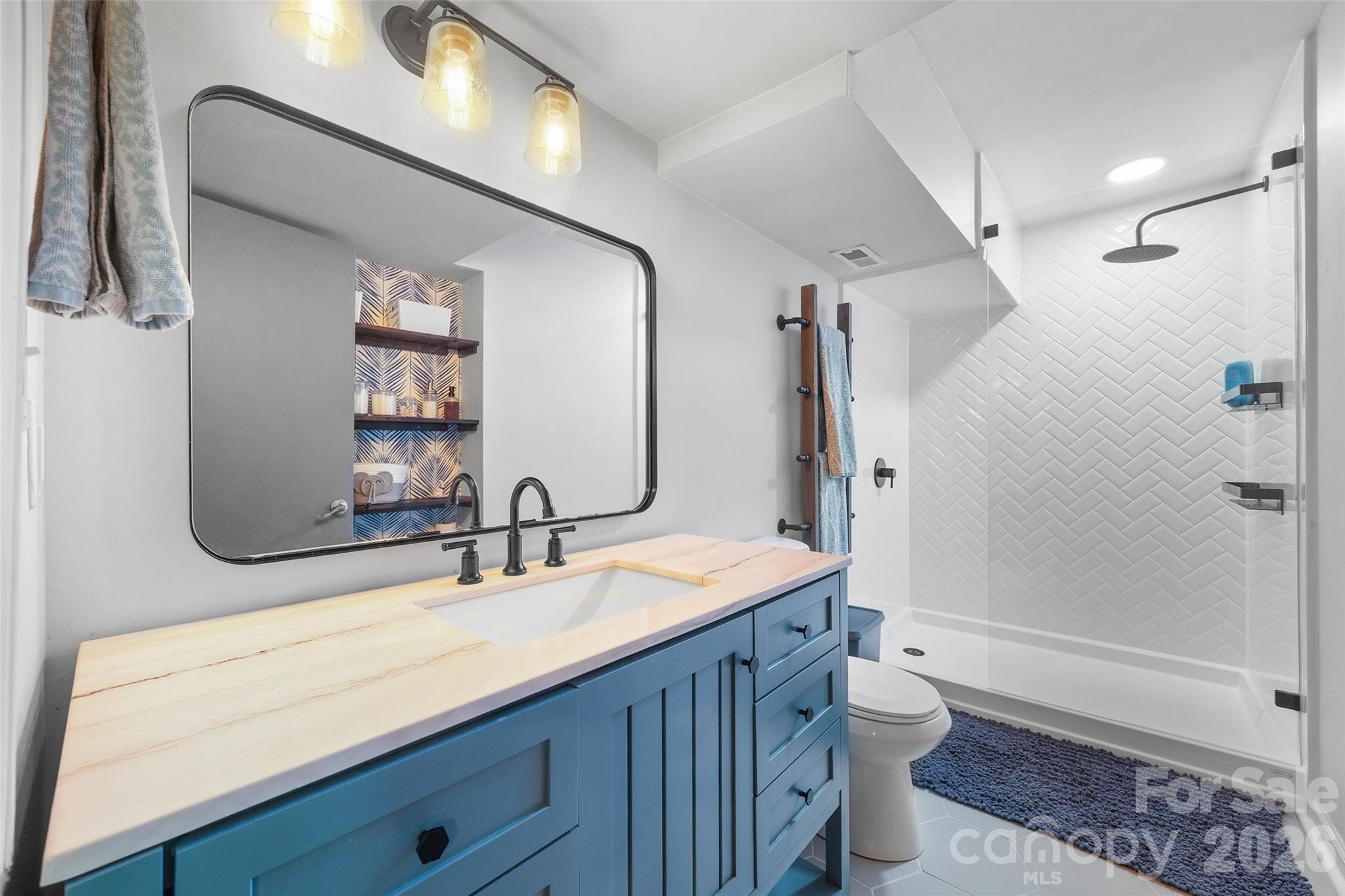 Tega Cay - Residential