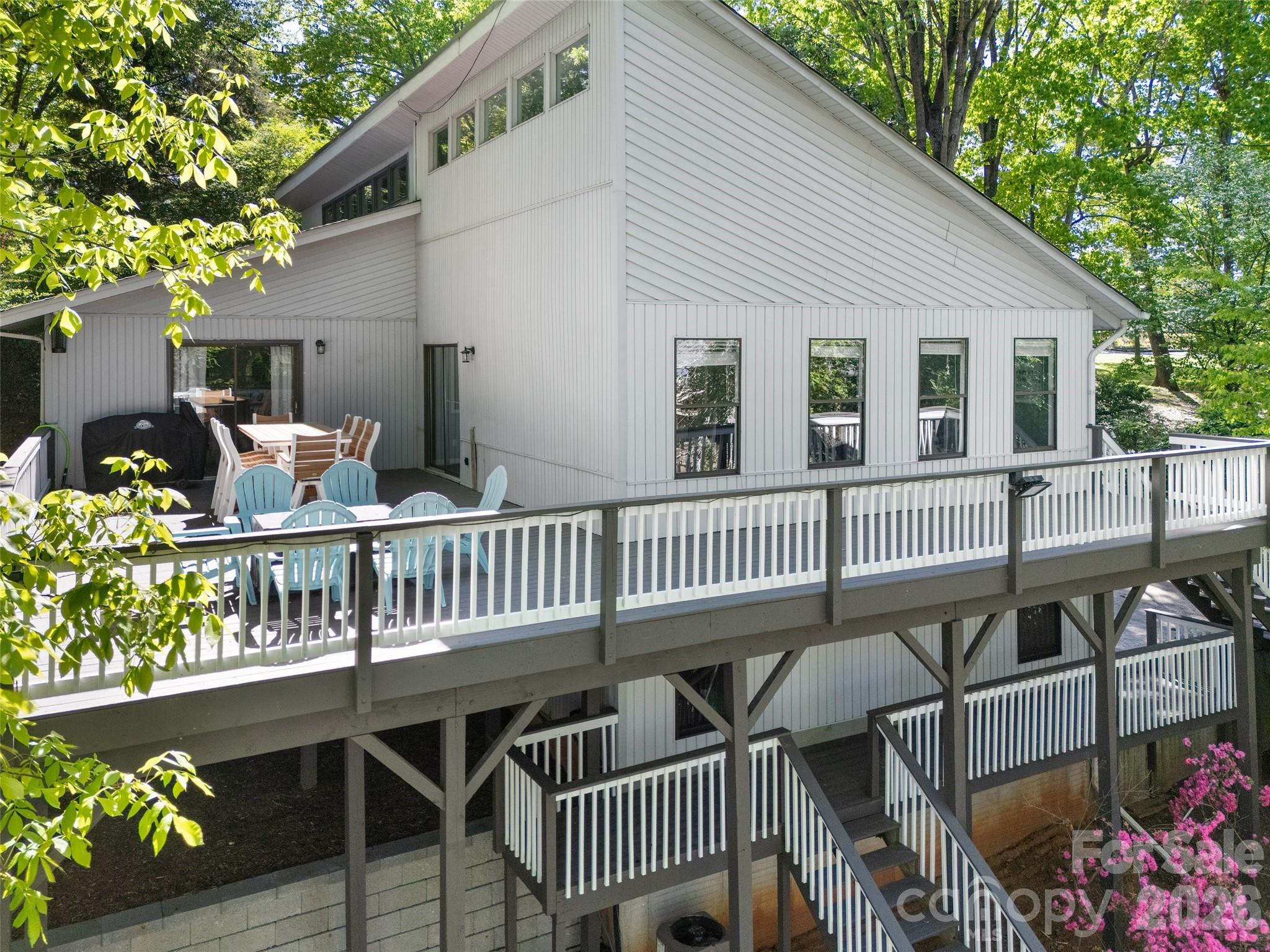 Tega Cay - Residential