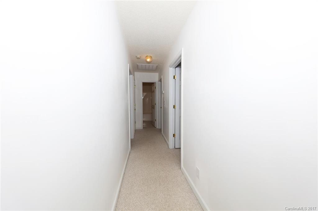 Raccoon Hollow - Residential