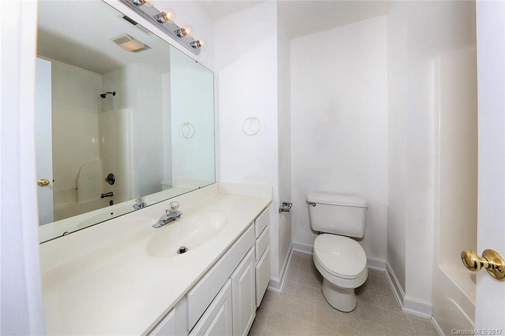 Raccoon Hollow - Residential