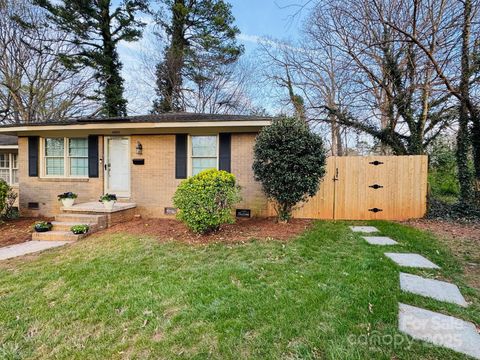 4805 Horizon Circle Charlotte NC 28215